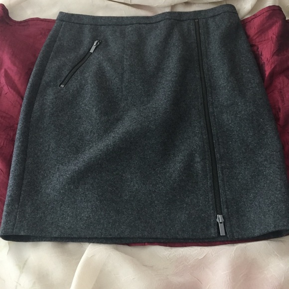 J. Crew Dresses & Skirts - 🆕 J.Crew Gray Wool Pencil Skirt Size 8P 💐